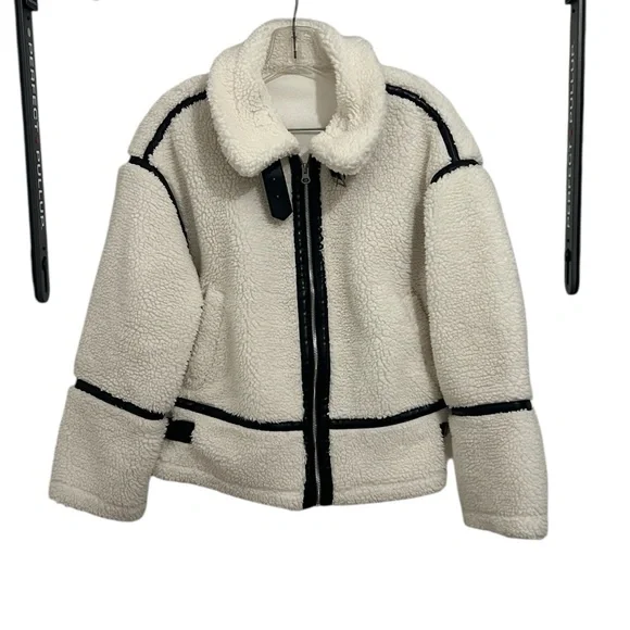 Faux fur Sherpa coat - Picture 2 of 6